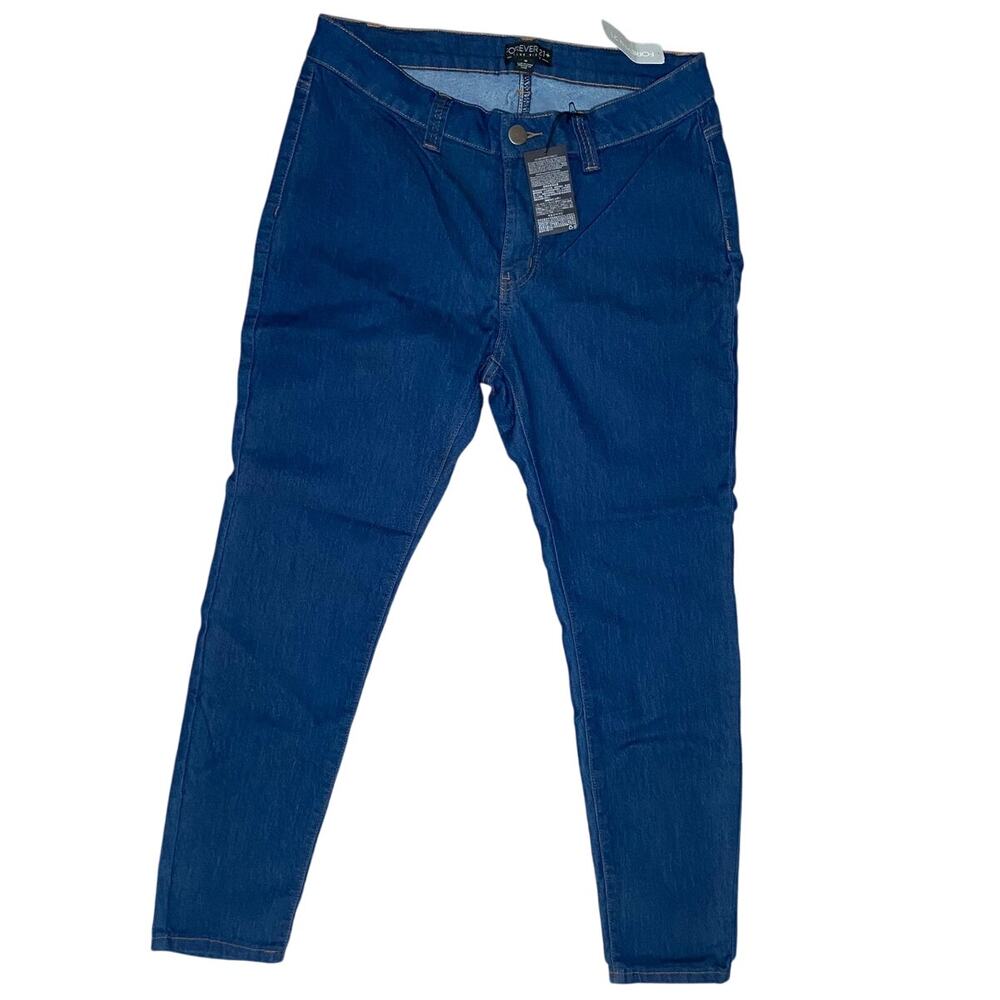 Forever 21 dark washed plus size jeans!